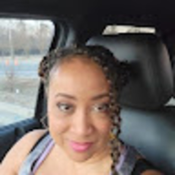 Meet your Posher, Nichele - Picture 1 of 1